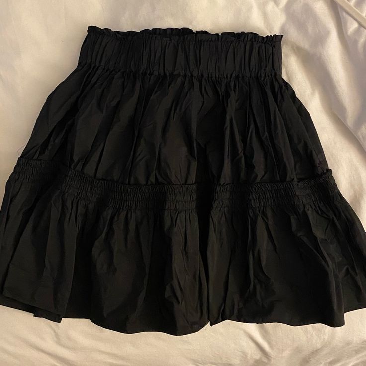 Nwt Very Cute Elastic Waist Zara Skirt. A-Line Size Small. Zara Tiered Skirt For Vacation, Black Cotton Skirt For Day Out, Casual Black Skort By Zara, Zara Casual Stretch Skirt, Zara Black Casual Skort, Zara Casual Black Skort, Zara Black Skirt For Day Out, Chic Black Mini Skirt For Vacation, Black Casual Short Skirt