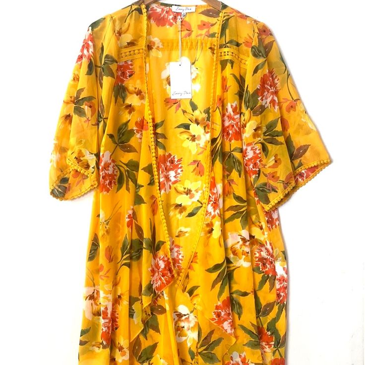 Emory Park Kimono Women's Medium Yellow Orange Floral Open Face Cardigan Nwt New With Tag. B51-1171 Yellow Bohemian Cardigan For Summer, Summer Bohemian Yellow Cardigan, Yellow Bohemian Cardigan For Spring, Yellow Spring Cardigan For The Beach, Bohemian Yellow Cardigan For Spring, Yellow Cardigan For Spring Beach Occasion, Yellow Summer Cardigan For Day Out, Yellow Cardigan For Beach During Spring, Yellow Bohemian Spring Cardigan