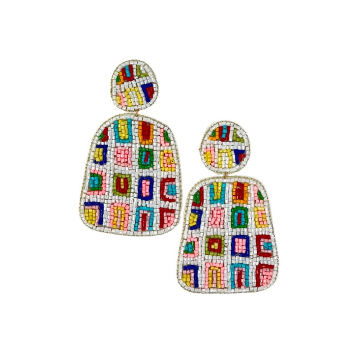 Keep your confidence high and play it cool wearing our lightweight Cool Confidence statement earrings. We love how adding this statement piece up-levels our confidence & our style at the same time. Hypoallergenic Post Length: 3" Width: 1.75" Post Back Drop Earrings Bead Detailing Felt Backing Colorful Bead Earrings For Spring, Trendy Beaded Earrings For Party, Trendy Multicolor Beaded Earrings For Summer, Spring Earrings With Colorful Beads, Trendy Spring Beaded Drop Earrings, Trendy Summer Beaded Earrings, Chic Summer Beaded Earrings, Summer Beaded Drop Earrings, Trendy White Beaded Earrings For Summer