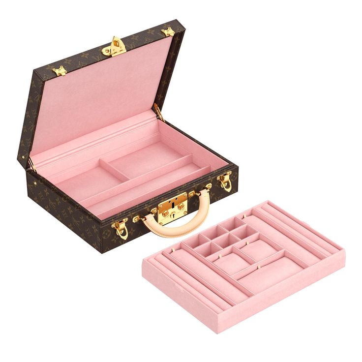 LOUIS VUITTON® - Malle Vendôme - Monogram Louis Vuitton Jewelry Box, Louis Vuitton Jewelry Case, Louis Vuitton Luggage, High Jewellery, Chic Pillows, Louis Vuitton Jewelry, Dream Gift, Louis Vuitton Accessories, Louis Vuitton Official