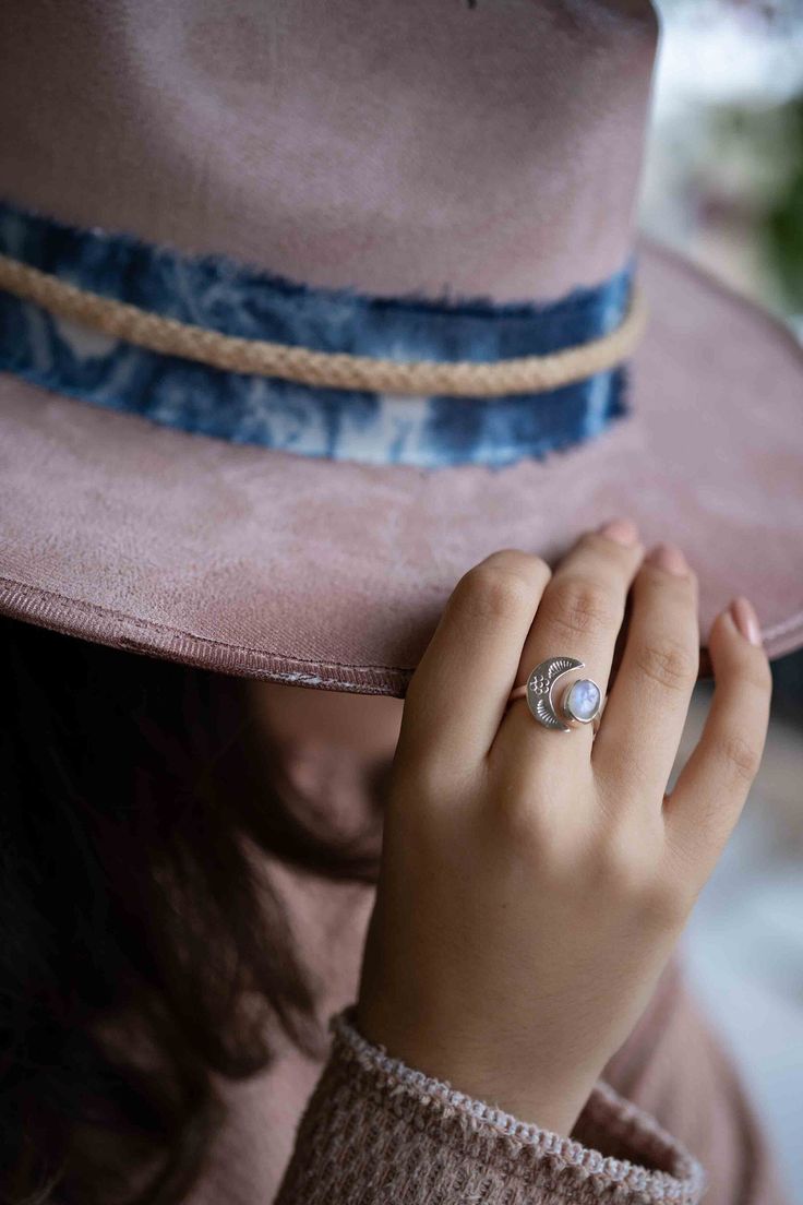 ☆☆☆ MOON LOVERS ☆☆☆ The moon is ruler of many things in our lives. Its different cycles influence our emotions & intuitions. For that reason we appreciate this ring as an accessory that represent one of the most beautiful transitions of the moon: THE HALF MOON! The rainbow Moonstone represents the brightness of the sun and how it perfectly creates the four different cycles of the moon! 》D E T A I L S《 ✦ M E T A L : Sterling Silver 925 ✦ S T O N E : Moonstone ✦ B I R T H S T O N E : June ( Moonst Mystical Moon Phase Ring, Adjustable Moonstone Ring With Moon Phase, Moonstone Rings With Moon Phase Design, Moon Phase Moonstone Rings, Adjustable Mystical Sterling Silver Rings, Adjustable Spiritual Moonstone Ring With Moon Phase, Mystical Adjustable Moon Phase Rings, Adjustable Moon-shaped Spiritual Ring, Moon Phase Rings As Gifts