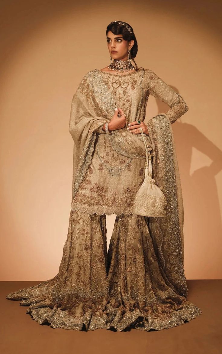 Pakistani Bridal Dress in Farshi Gharara Kameez Style Farshi Gharara, Kameez Style, Bridal Gharara, Wedding Dresses Pakistani, Pakistani Bridal Dress, Bridal Dupatta, Organza Shirt, Wedding Clothes, Traditional Bride