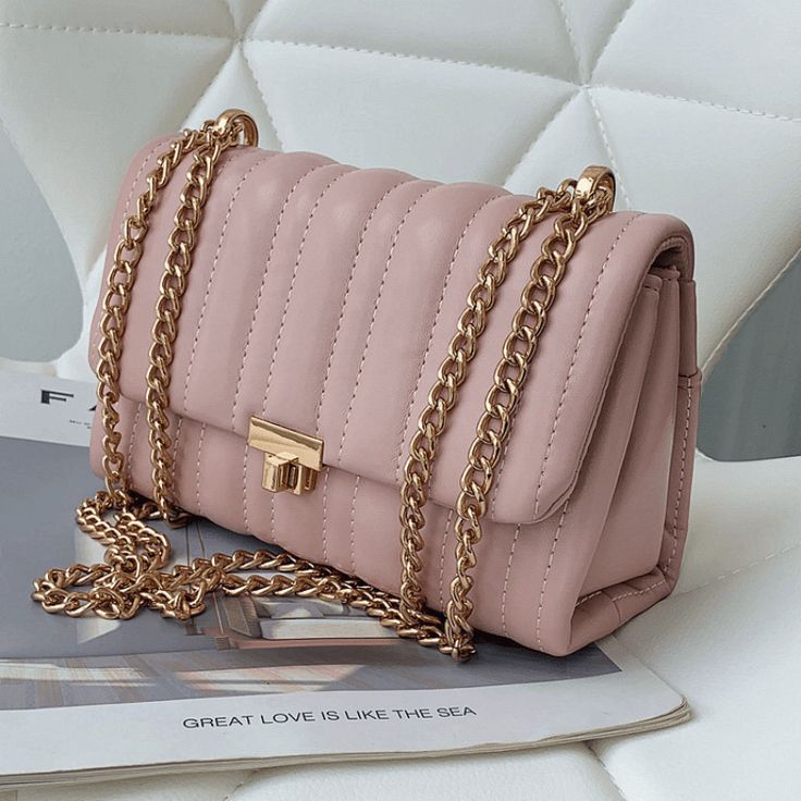 Faster shipping. Better service Tas Bahu, Trendy Purses, Hand Bags For Women, Tas Fashion, Girly Bags, Trendy Handbags, Fancy Bags, Cheap Handbags, Chain Crossbody Bag