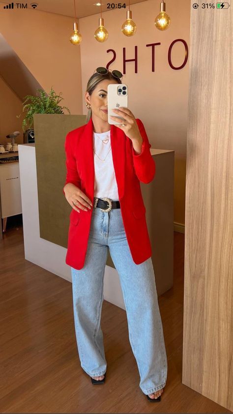 Red Blazer Outfit For Work, Red Blazer Outfit Casual, Red Blazer Outfit, Casual Oufits, Looks Pinterest, Blazer Outfits For Women, Outfit Primavera, Blazer Outfit, Classy Fashion