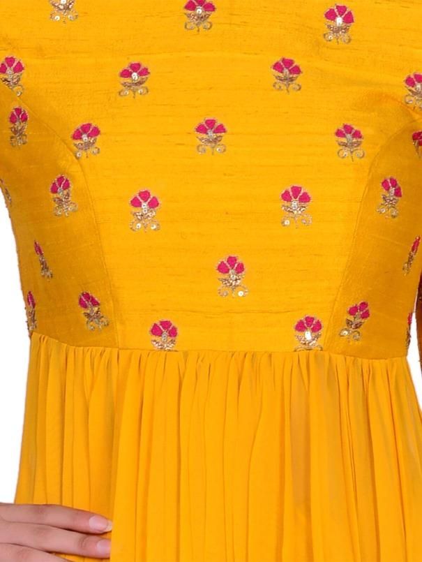 Siddhi Shah -  Mustard Kallidar Raw Silk Pitta Embroidered Top and Flare Palazzo Pants. - Trendroots Pitta Embroidery, Flare Palazzo Pants, Flared Palazzo, Pink Thread, Embroidery Blouse Designs, Thread Embroidery, Embroidery Blouse, Palazzo Pants, Best Deal