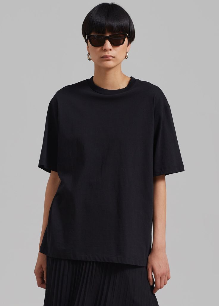 Faro Boxy Tee - Black Denim Suit, The Frankie Shop, Frankie Shop, Paris Woman, Boxy Tee, Swimwear Accessories, Black Tee, Jumpsuit Dress, Knitwear