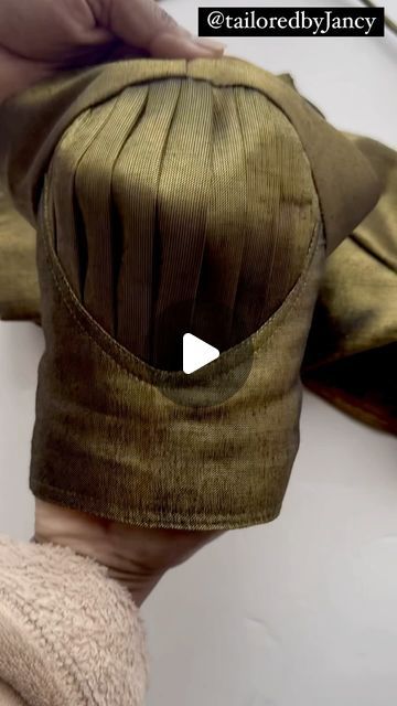 Jancy Fernando on Instagram: "Voguish Saree Blouse Sleeves🔥🔥🔥 . #trendy #viral #creative #sareeblouses #blouse  #pattern #trendingsong  #reels  ##puffsleeves  #tailoring" Trendy Sleeves Designs For Blouse, New Trendy Blouse Patterns, Saree Blouse Sleeve Design, Saree Blouse Sleeves, Trendy Blouse Patterns, Trendy Blouse, Trendy Blouses, Blouse Pattern, Blouse Patterns