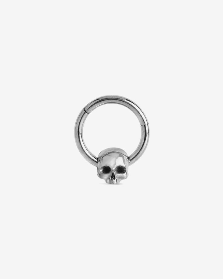 Cranium Clicker-Clickers- 1.2mm (16g) - 8mm - Ask & Embla Goth Septum Piercing, Spikey Septum, Cute Septum Jewelry, Septum Jewelry Men, Septum Piercing Jewelry Unique, Cool Septum Jewelry, Bijoux Piercing Septum, Cute Septum Rings, Jewelry Alternative