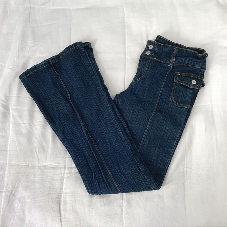 Brandy Melville John Galt Agatha Dark Blue Wash Demin Low Rise Flare Jeans S In Perfect Condition, New, Never Worn Has Seams Down The Front Of The Legs, Two Snap Closure Pockets, A Double Button And Zipper Closure 99% Cotton, 1% Elastane 8" (20cm) Rise, 33" (84cm) Inseam, 30" (76cm) Waist Pm Or Comment With Questions And Offers #Brandy #Brandymelville #Jeans #Flare #Lowrise Thrift Clothes, Brandy Melville Jeans, Visual Archive, Low Rise Flare Jeans, Thrifted Outfits, John Galt, Virtual Closet, Jeans Flare, Vintage Jeans