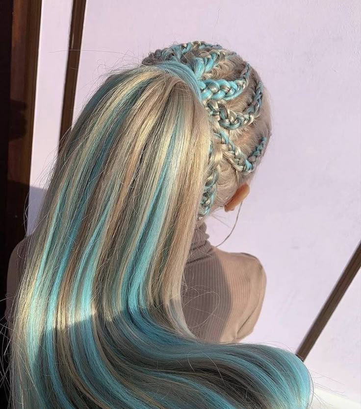 High Hair, Lagoona Blue, Dyed Hair Inspiration, Pretty Hair Color, Hair Dye Colors, Hair Inspiration Color, Mermaid Hair, Hair Inspo Color, Dream Hair