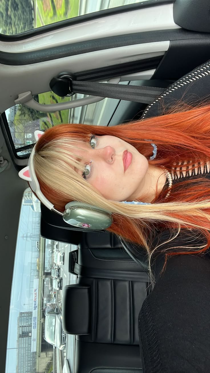 Red Blonde Split Hair, Ginger Narcissa Malfoy Hair, Ginger Bangs Hair, Red Hair Bleached Bangs, Orange Black And Blonde Hair, Red Hair White Bangs, Cooper Hair With Bangs, Ginger With White Highlights, Blond And Orange Hair