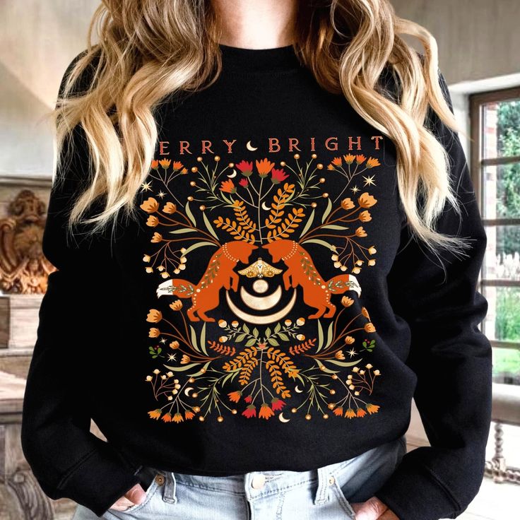 This Scandinavian Christmas MERRY AND BRIGHT SWEATSHIRT / CHRISTMAS FOX SWEATSHIRT is perfect for fans of the Swedish Christmas, Nordic Sweater, Nordic Christmas, Swedish Folk Art and Botanical Print aesthetic. The large Scandinavian Christmas original design makes this cozy sweatshirt the perfect hygge gift for her or him! 🌙UNISEX cut - Gildan 18000 sweatshirt 🌙Gildan 18000's are not inherently oversized 🌙Pls size up a few sizes for a loose boyfriend style ❓How do I know what size to order? Christmas Nordic, Christmas Merry And Bright, Cottagecore Sweater, Fox Christmas, Hygge Gifts, Norwegian Sweater, Nordic Sweater, Swedish Christmas, Nordic Christmas