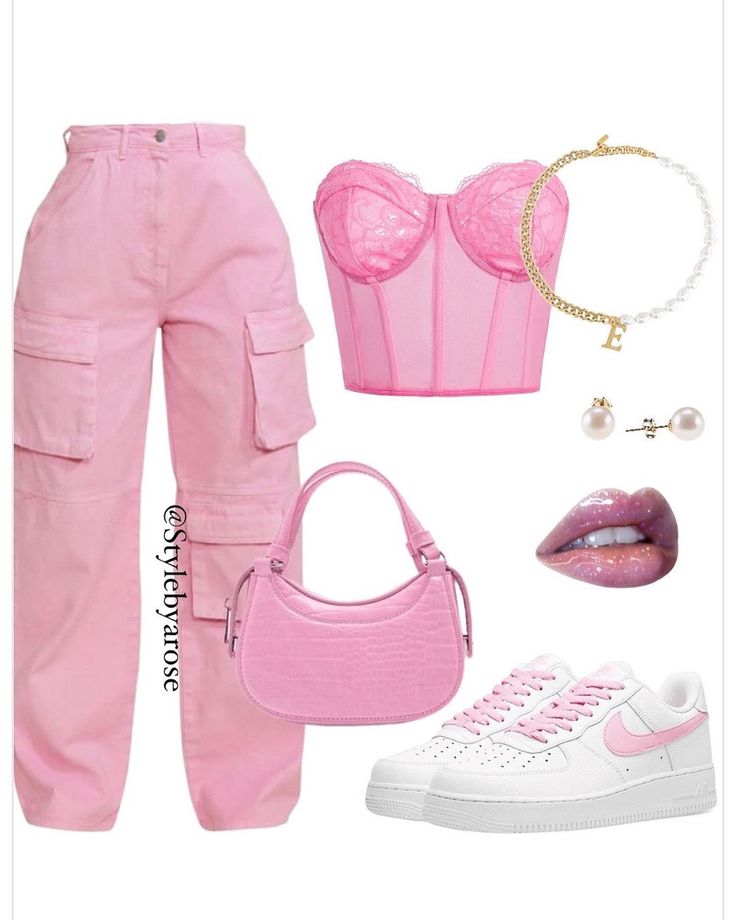 Cr. stylebyarose on ig Pink Cool Outfits, Pink Fit Aesthetic, Women Pink Outfits, Pink Inspo Outfits, Pink Outfits For Concerts, Pink Black White Outfit, Pink Look Outfit, Cute Pink Outfit Ideas, Pink Outfit For Birthday