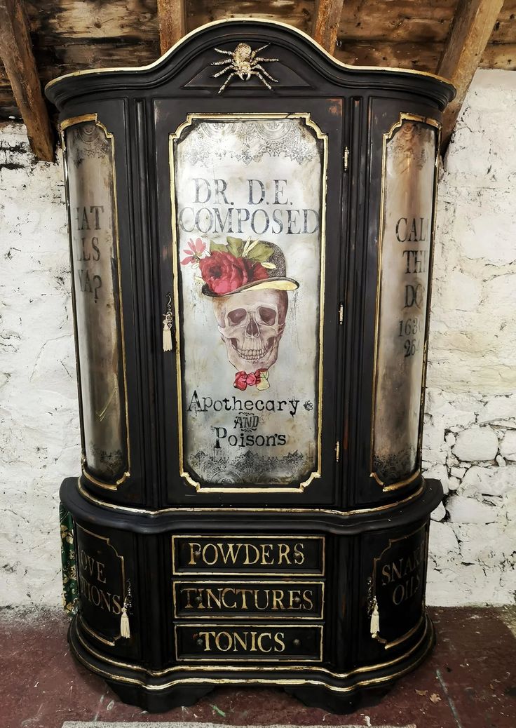 an old fashioned clock with a skull on it