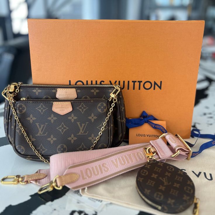 This Is A Beautiful, Highly Sought After 100% Authentic Louis Vuitton Monogram Multi Pochette Accessoires Rose Clair W/Light Pink Strap. It Has Been Carried Maybe 2-3 Times At Most And Is In Like New Condition! No Visible Wear And Inside Is Pristine. Date Code: Dr4250. This Was Purchased New By Me From Louis Vuitton Houston Galleria. Please Feel Free To Request More Pics If Needed But I Will Put As Many As Possible Here For You To See. This Bag Is Gorgeous..Just Don’t Carry It Enough And Can’t Justify Keeping It To Sit In My Closet. Smoke Free, Pet Free Home! From Lv: The Multi Pochette Accessoires Is A Hybrid Cross-Body Bag With Multiple Pockets And Compartments That Brings Together A Houston Galleria, Louis Vuitton Multi Pochette, Louis Vuitton Pink, Pink Monogram, Gaming Room, Room Setup, Purse Bag, Pink Bag, Authentic Louis Vuitton