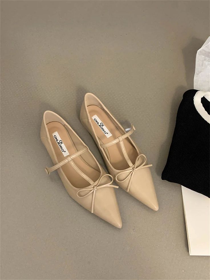 LBSFY - Fashion Women Flats Loafers Pointed Toe Shallow Slip On Casual Mules Shoes Bow Design Black Beige Yellow Red 2024 New Arrivals Size 5.5=35=22.5cmSize 6=36=23cmSize 6.5=37=23.5cmSize 7=38=24cmSize 7.5=39=24.5cm Beige Pointed Toe Ballet Flats For Fall, Fall Season Beige Pointed Toe Flats, Trendy Pointed Toe Ballet Flats For Fall, Spring Office Mary Jane Flats, Women Flats, Bow Shoes, Bow Design, Black 7, Mules Shoes