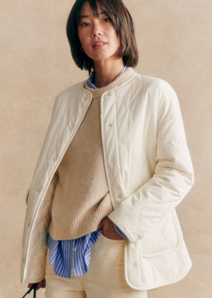 Oversized quilted jacket ;Round neckline;Front press stud fastening;Patch pockets with flaps;Drawstring hem;Length from shoulder 76 cm / 29.9 in (for a 36) Oversized Quilted Jacket For Workwear, Fall Quilted Utility Jacket For Work, Quilted Long Sleeve Utility Jacket For Workwear, Long Sleeve Outerwear With Patch Pockets, Long Sleeve Quilted Jacket With Pockets, Long Sleeve Quilted Jacket With Pockets For Layering, Fall Daywear Outerwear With Patch Pockets, Fall Outerwear With Patch Pockets For Daywear, Oversized Quilted Jacket For Fall Workwear