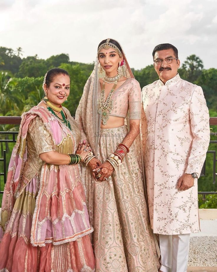 #JustMarried - Introducing latest wedding pictures of fashion blogger Juhi Godambe. From Designer outfits to beautiful wedding decor, this wedding is an great insipration for 2021 weddings. #shaadisaga #indianwedding #juhigodambe#juhigodambelehenga #juhigodambeoutfits #juhigodambewedding #juhigodambeengagement #juhigodambesaree #juhigodambeindianoutfits #juhigodambesharara #sharara #silverlehenga #sabyasachilehenga #bluesharara #mehendioutfit #sabyasachipinklehenga #sangeetoutfit #bridallehenga Juhi Godambe, Haldi Dress For Bride, Father Of The Bride Attire, Red Saree Wedding, Beautiful Wedding Decor, Wedding Outfits Indian, Father Of The Bride Outfit, Dad Outfits, Childhood Love