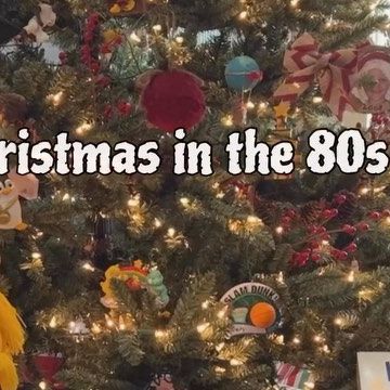 there is a christmas tree that has been decorated in the 80's and 70's