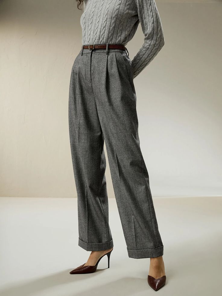 Wide leg wool-flannel suit trousers Flannel Suit, Camisole Set, Wide Trousers, Fall Winter Wardrobe, Silk Knit, Wool Flannel, Suit Trousers, Styl Boho, Pantalon Large