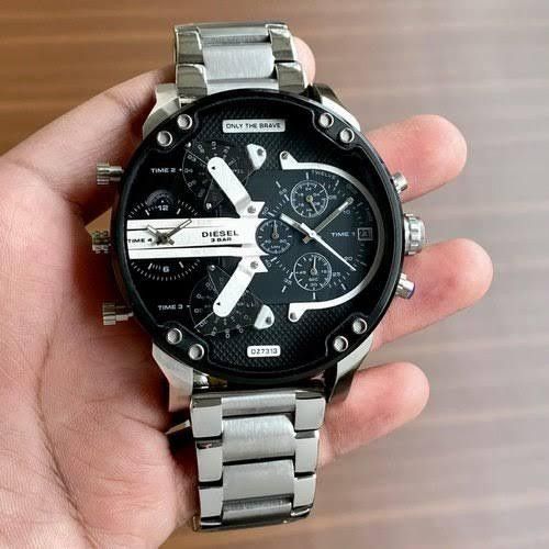 Diesel Watches For Men, Diesel Watch, Party Wear Dresses, Watch Faces, Cute Fits, Cool Watches, Party Wear, Smart Watch, Men's Fashion