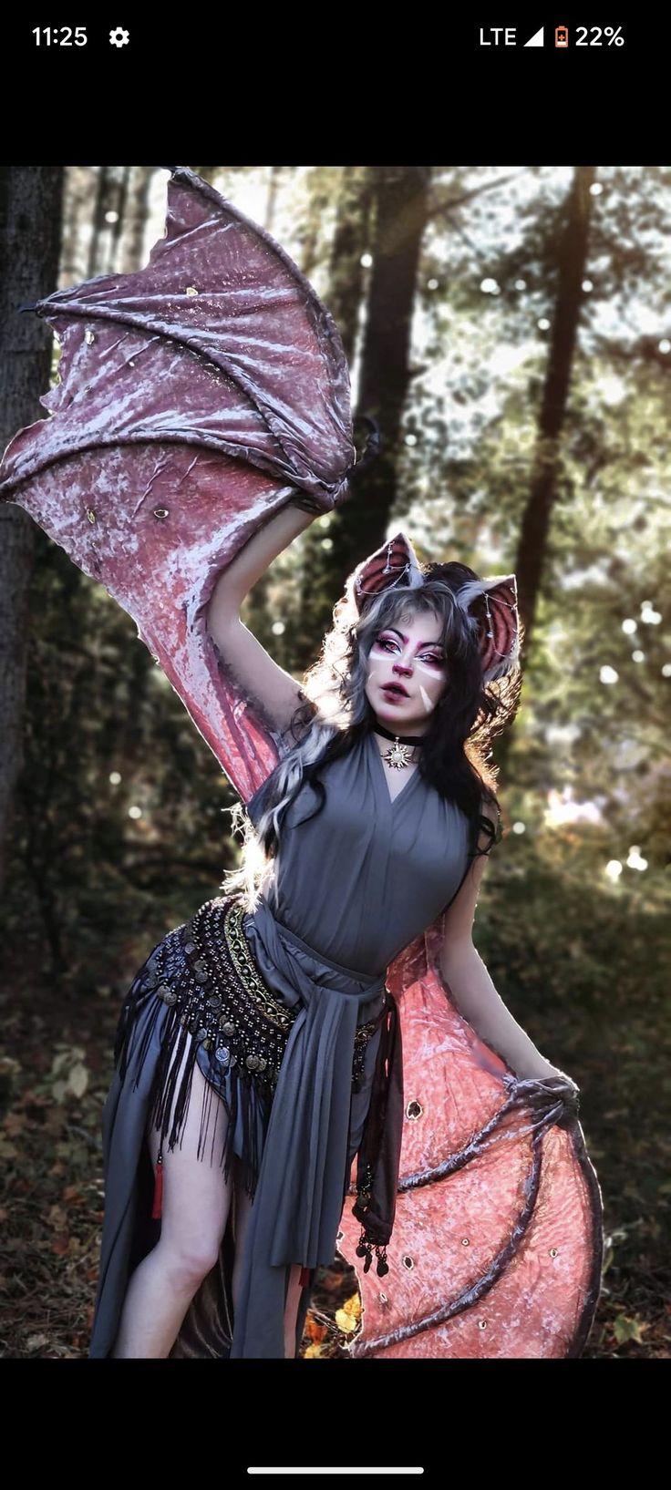 Cosplay Ideas Fairy, Ren Faire Cosplay Ideas, Bat Costume Ren Faire, Renfest Fairy Costume, Fantasy Ren Fair Outfits, Ren Faire Fae Costume, Renfaire Fairy Costume, Ren Fair Cosplay, Diy Bat Costume For Women