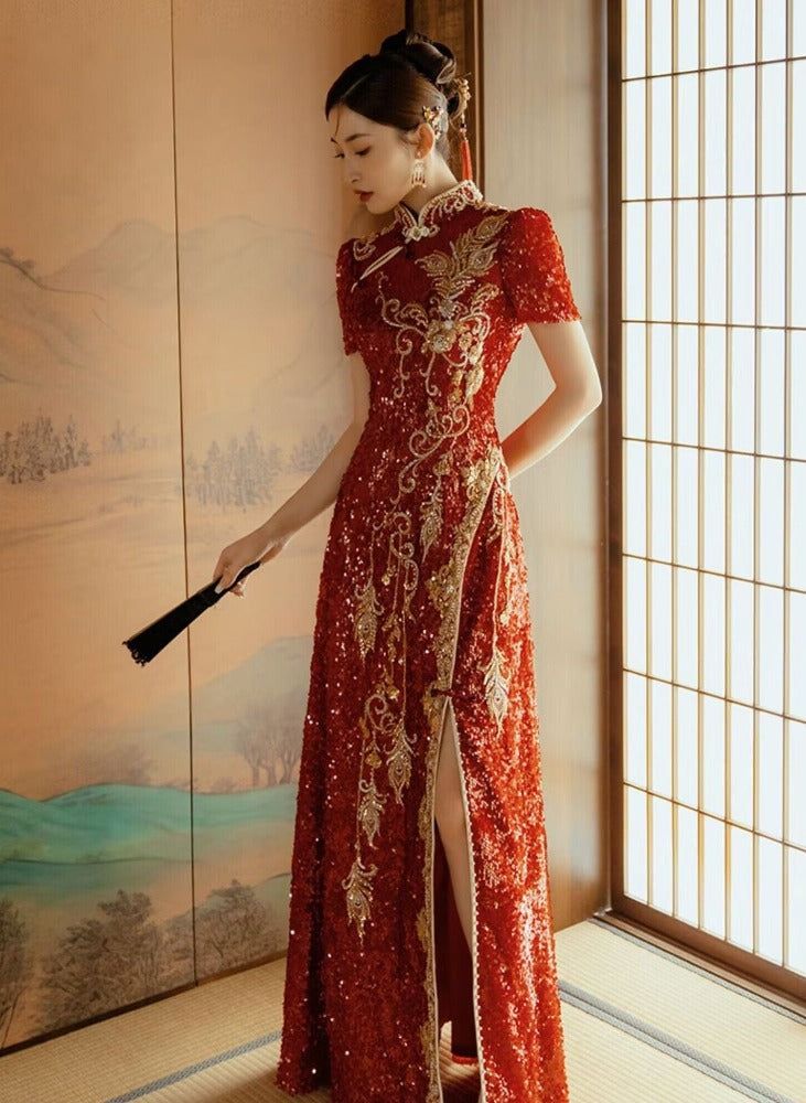 Chinese Dress Qipao Modern Cheongsam Wedding, Japanese Kimono Wedding Dress, Ancient China Fashion, Red Qipao Aesthetic, Wedding Chinese Dress, Floor-length Floral Embroidered Gown For Ceremony, Long Embroidered Cheongsam For Wedding, Embroidered Long Cheongsam For Wedding, Long Cheongsam For Wedding And Festive Occasions