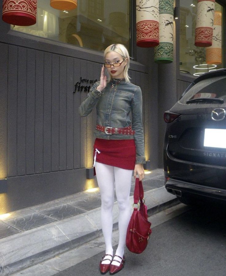 Korean Preppy, Cute Core, Uniform Outfits, Red Tights, White Tights, Mode Chic, Tights Outfit, Fashion Fits, Ootd Outfit