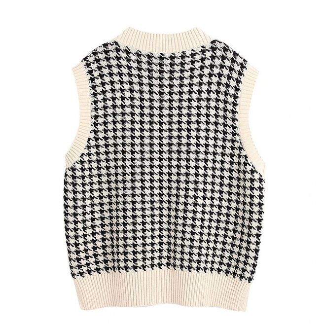 Vintage & Retro V Neck Checkered Sleeveless Sweater Blusas Crop Top, Little Black Dress Outfit, Strapless Sundress, Vest Sweater, Classic White Shirt, Black Dress Outfits, Oversize Knit, Crop Top Shirts, Jumpsuit Shorts Rompers