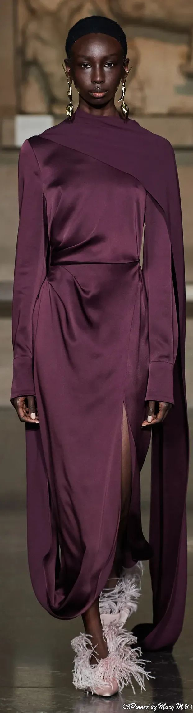 #Erdem #Fall2024RTW #Runway #Fashionrunway Midnight Plum Fashion, Erdem 2024, Midnight Plum, Aw 2024, Aw 2023, Fw 2024, Gowns Elegant, Dress In, Fashion Gowns