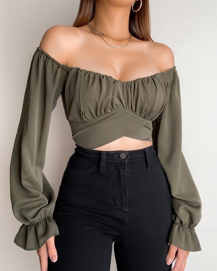 This crop top is the CUTEST 🤩🔥 🔎 Juliza Long Sleeve Crop Top available in rust and olive green Get it on sale! 🛍️ 🏷️ women’s crop tops. Women’s long sleeve crop tops. Women’s off the shoulder crop top. Cute crop top outfit idea. Spring crop top outfits. #croptop #croptopstyle #croptops #longsleeve #offtheshoulder #top #womensfashion #tops #viralreels #viralpost #trendy #explore #girly #thatgirl #thatgirlaesthetic #pinterestfashion #pintereststyle #pinterestaesthetic Spring Crop Top Outfits, Fitted Green Cropped Top, Trendy Cropped Green Top, Green Fitted Crop Top Blouse, Army Green Crop Top, Elegant Green Cropped Crop Top, Spring Crop Tops, Crop Top Outfit, Dark Academia Style