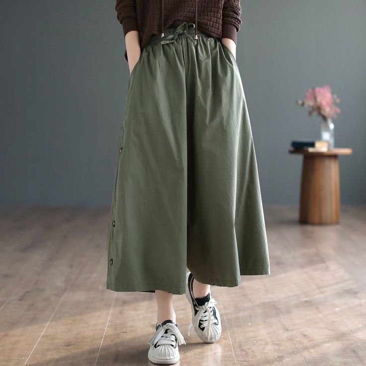 Details: Gender: Women Item Type: Pants Material: Cotton Season: Spring, Autumn Pattern: Solid Style: Casual, Loose, Retro Waist Type: Elastic Waist Size: One Size Waist: 70.00 - 100.00 cm/ 27.56 - 39.37 " Length: 83.00 cm/ 32.68 " Hip: 134.00 cm/ 52.76 " Thigh: 104.00 cm/ 40.94 " Linen Bottoms, Autumn Pattern, Casual Wide Leg Pants, Linen Jumpsuit, Empire Waist Dress, Long Jumpsuits, Pantalon Large, Knee Dress, Women Pants Casual