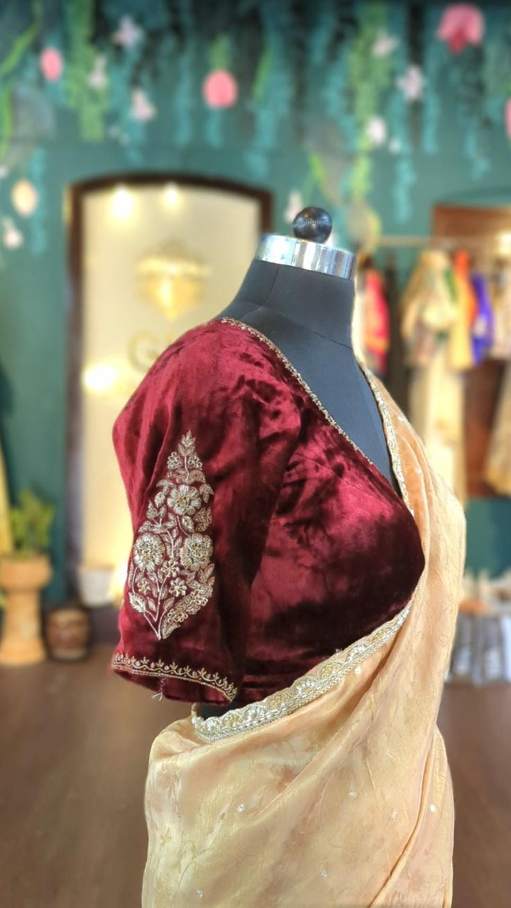 Maroon Blouse With Saree, Velvet Blouse For Silk Saree, Maroon Blouse Designs, Velvet Blouse Designs Indian, Maroon Velvet Blouse, Maroon Silk Saree, Zardosi Blouse, Designer Wishlist, Red Velvet Blouse