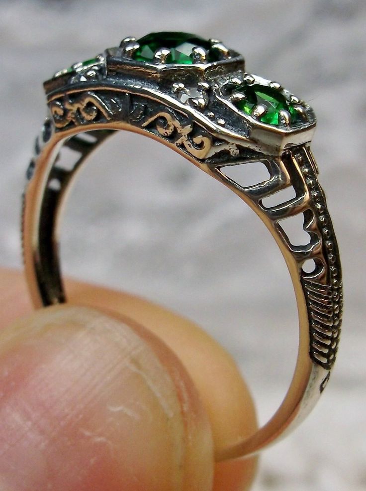 Art deco style ring with three green emeralds set in sterling silver filigree Art Deco Emerald Ring, Mystic Fire Topaz, Edwardian Ring, 3 Stone Ring, Natural Emerald Rings, Gemstone Art, Future Engagement Rings, 3 Stone Rings, Glass Rings