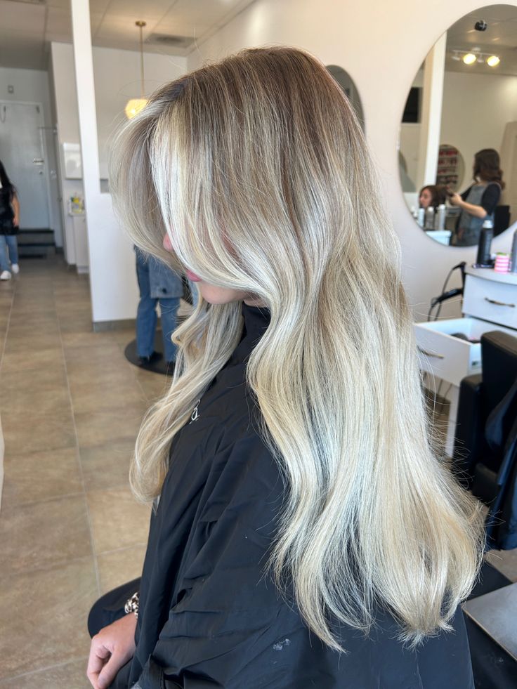 Bright Cool Blonde Balayage, Balayage Platinum Blonde Dark Roots, High Impact Blonde Balayage, Light Blonde Hair Root Smudge, Swedish Blonde Balayage, Super Light Blonde Balayage, High Impact Balayage, Vanilla Blonde Balayage Straight Hair, Light Blonde Balayage Dark Roots