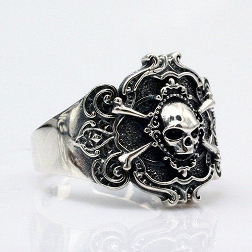 Men's Sterling Silver Pirate Skull RingMetal Type: 925 Sterling SilverGender: For MenStyle: PunkWidth: 17.5 mmWeight: 8 gSize: Adjustable Minimum Order: 1This ring is handmade to order. It will be shipped within 5 business days. Classic Sterling Silver Skull Jewelry, Nickel-free Silver Gothic Skull Ring, Classic Engraved Skull Jewelry, Gothic Silver Sterling Silver Skull Ring, Silver Skull-shaped Engraved Rings, Gothic Silver Ring With Skull Print, Classic Skull Ring As Gift, Vintage Silver Skull Ring As A Gift, Silver Engraved Skull Ring