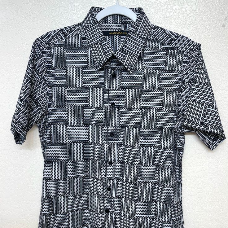 Worn Once, Brand New. Polyester Mesh Mix Full Button Down. No Stains Or Defects. Size Xs But Can Fit Xs-S. Fitted Beach Shirt With Buttons, Fitted Button Shirt For Beach, Fitted Shirt With Button Closure For Vacation, Fitted Collared Short Sleeve Beach Shirt, Fitted Collared Short Sleeve Shirt For Beach, Fitted Button-up Hawaiian Shirt For Summer, Fitted Summer Hawaiian Button-up Shirt, Fitted Summer Camp Shirt, Fitted Summer Camp Shirt With Button Closure