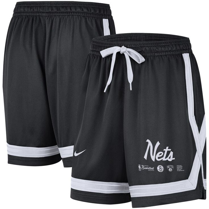 A fan favorite, these Crossover Nike shorts combine team spirit with a look tailored just for you. A vibrant Brooklyn Nets design gifts you an authentic statement piece. Dri-FIT technology helps you stay dry and comfortable, while Move to Zero properties promote sustainability. Original Fashion, Brooklyn Nets, Shorts Nike, Nike Store, Nike Shorts, Trendy Plus Size, Nike Black, Team Spirit, Nike Dri Fit