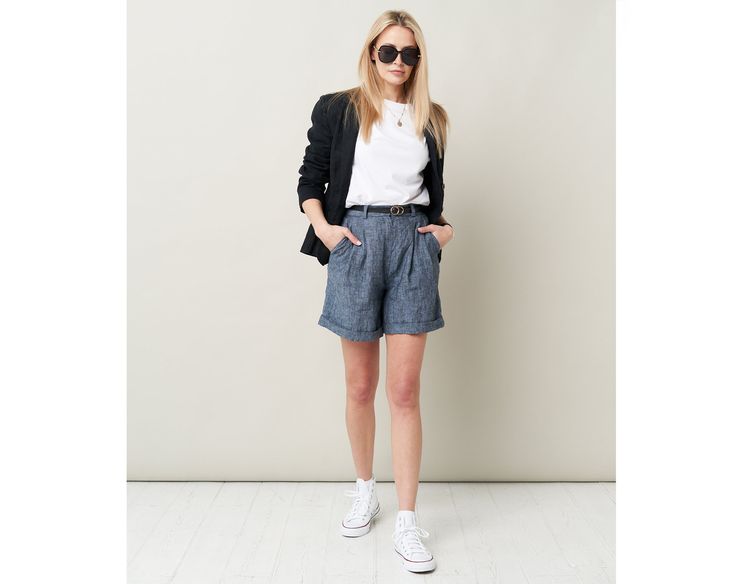 The Short and jacket combo fits perfectly with sneakers for a casual day out or as an office outfit. Linen shorts have no folds, oversized relaxed fit, and pleasant texture to touch the body all day long. Wide leg shorts has a simple modern design, easy to wear, and are a great addition to any of looks with tank tops, blouses, vests, shirts. ❤️ ❤️ Our products catalog - https://www.etsy.com/listing/1044801005❤️❤️ Save your time browsing the shop, take a look at the catalog! 📌 Check your measure