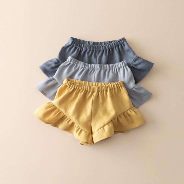 Harem Pants Pattern, Girls Ruffle Shorts, Romper Sewing Pattern, Baby Romper Pattern, Shorts Sewing, Girls Summer Tops, Kit Bebe, Sewing Patterns Girls, Romper Pattern