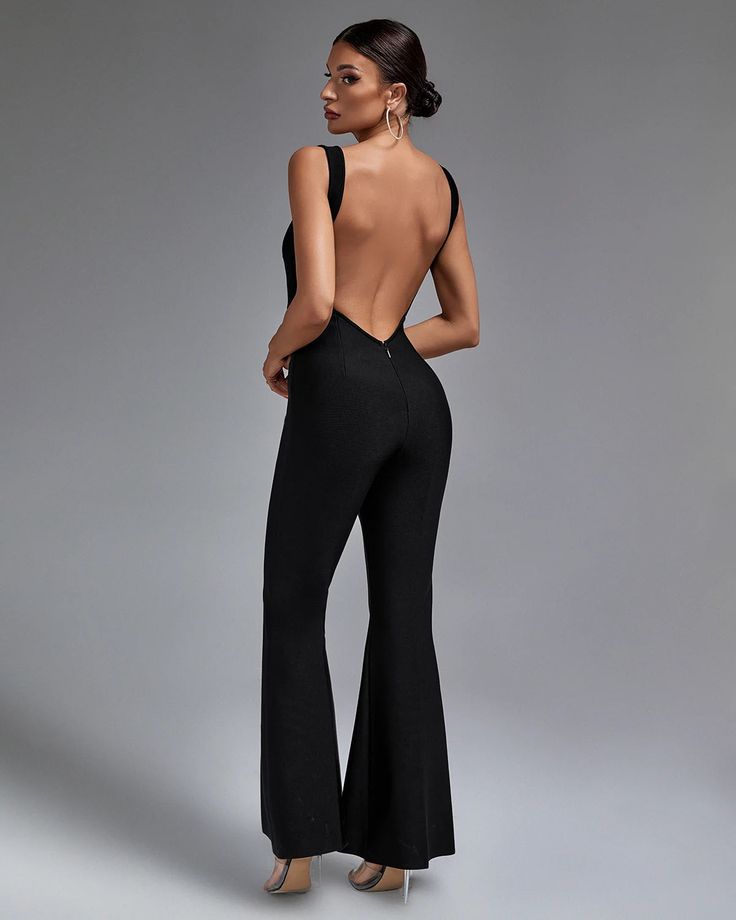 Chic Backless Top: Features an elegant backless design that adds a touch of sophistication and allure. High-Waist Pants: Includes high-waist wide leg pants that create a flattering and stylish silhouette. Figure-Hugging Bandage Fabric: Crafted from high-quality bandage fabric to ensure both comfort and a slimming fit. Sleek Black Color: A classic black hue that exudes timeless elegance and versatility. Perfect for Any Occasion: Ideal for evening parties, casual outings, or formal events where ma Jumpsuit Activewear, Club Outfits Summer, Pattern Wide Leg Pants, Bandage Jumpsuits, Jumpsuit Fitted, Fashion Moments, Jumpsuit Pattern, Backless Top, Backless Design