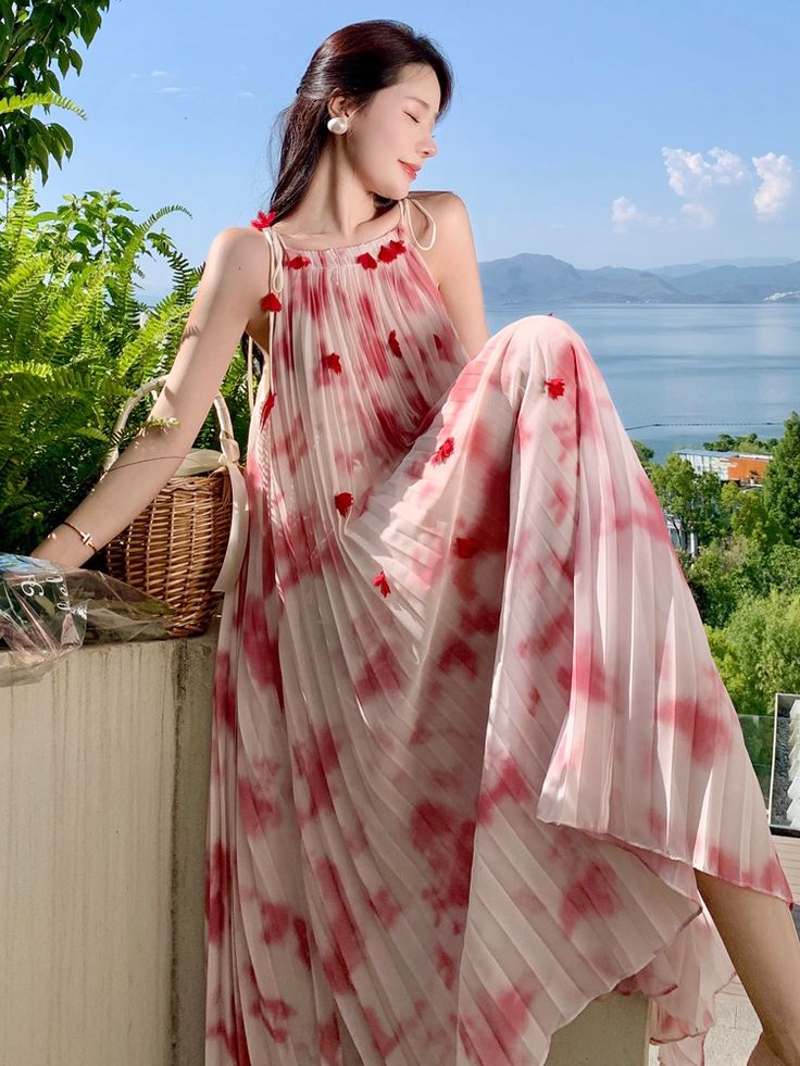 New style, loose maxi dress, printed dress, beach holiday beach dress, travel dressMaterial:blendedStyle:maxiColor:yellow,red,greenFeatures:printedSize:(cm):one size 1inch=2.54cm,1cm=0.39inchS:length:109,bust:110&ltp&gtNote:Due to different measurement methods,there will be 1-3 error(unite:cm), please understand.&lt/p&gt&ltbr/&gt Casual Chiffon Maxi Dress Beach Cover-up, Summer Flowy Chiffon Sundress, Chiffon Maxi Dress For Day Out In Summer, Multicolor Printed Chiffon Maxi Dress, Multicolor Floral Print Maxi Dress For Summer, Spring Beachwear Sundress Maxi Length, Spring Beachwear Sundress In Maxi Length, Spring Beachwear Sundress, Maxi Length, Sleeveless Printed Maxi Dress Beach Cover-up