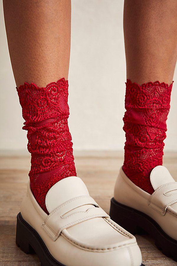 So lovely in lace, these feminine socks are featured in a lightweight, breathable fabrication and stretchy style with scallop edge trim, lace detailing allover, and a seamed toe. Knee Socks Outfits Summer, Feminine Socks, Knee Socks Outfits, Office Fits, Threads Magazine, Girl Time, Red Socks, Baby Blue Aesthetic, Sock Outfits