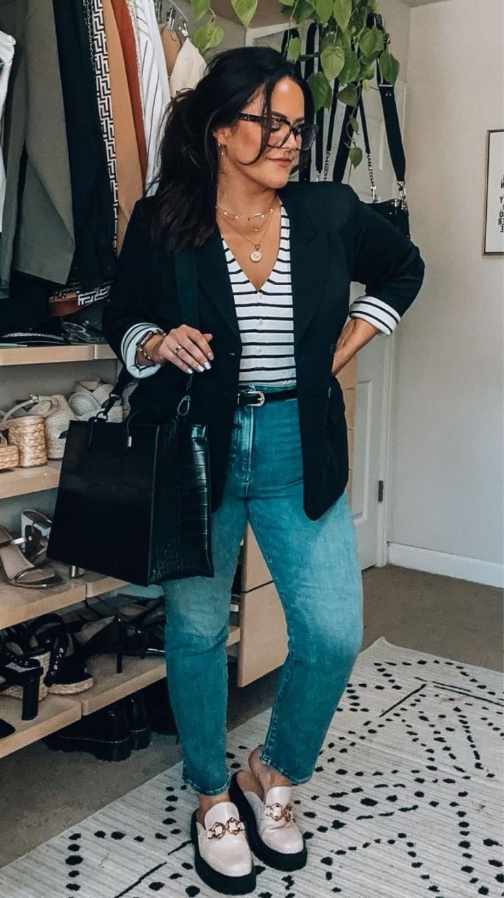 Cute Outfits Curvy Women, Mid Size Fashion Spring 2024, Business Casual Outfits For Women Mid Size, Summer Work Outfits Office Casual Plus Size, Midsize Work Outfit Business Casual, Work Outfits Curvy Women, Plus Size Business Casual Work Clothes, Business Casual Outfits Plus Size, Taryn Truly