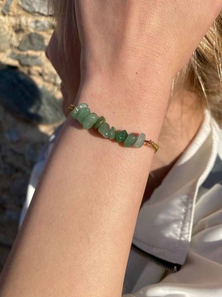 Aventurine Bracelet for Luck & Healing | Gift Box and Gift CardEmbrace luck and invite healing with this vibrant Aventurine bracelet. Known as the "stone of opportunity," Aventurine's shimmering green hues evoke a sense of optimism, good fortune, and renewal.This bracelet features genuine Aventurine gemstones, each one radiating with the energy of luck and positive possibilities. The adjustable design ensures a comfortable fit, allowing you to wear this piece as a daily reminder to embrace new o Straw Bags, Accessories Necklace, Ring Bracelet, Silver Bracelets, Ring Earrings, Clutch Bag, Bag Accessories, Comfort Fit, Shoulder Bag