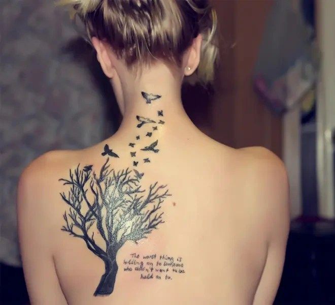 25 Women Tree Tattoo Ideas - Inspired Beauty Black Tree Tattoo, Woman Tree Tattoo, Tattoo Son, Willow Tree Tattoos, Oak Tree Tattoo, Family Tree Tattoo, Tree Tattoo Designs, Inspiration Tattoos, Tree Of Life Tattoo