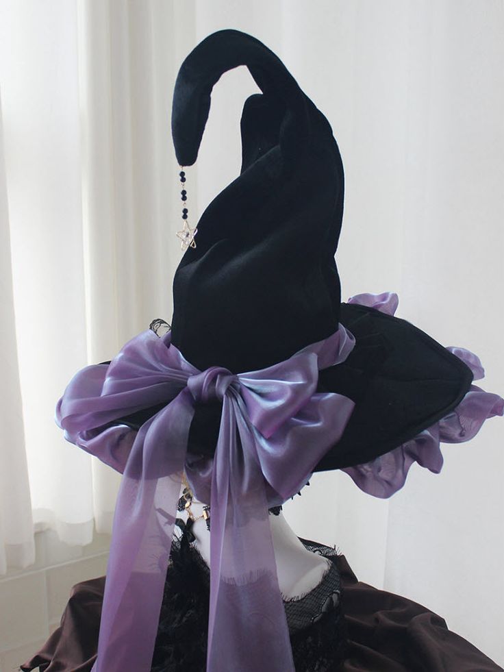 【-Witch's Curse-】 #GothicLolita #Halloween Witch Hat

◆ Shopping Link >>> https://lolitawardrobe.com/witchs-curse-gothic-lolita-halloween-witch-hat_p8019.html Witch Hat Costume Diy, Kawaii Witch Hat, Witch Hats Costume, First Halloween Costumes, Victorian Halloween, Wizard Hat, Clothing Reference, Gothic Witch, Witch Hats