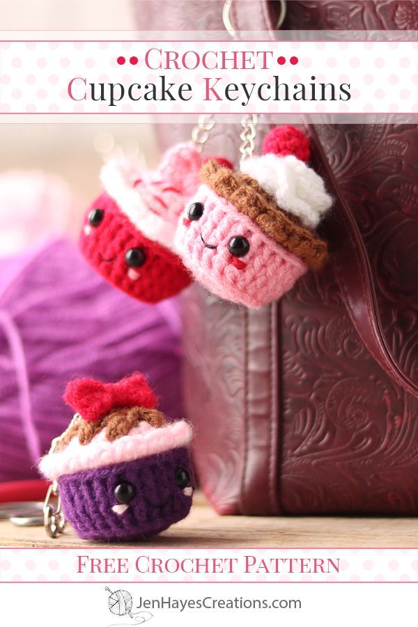 crochet cupcake keychains are shown with the words free crochet pattern