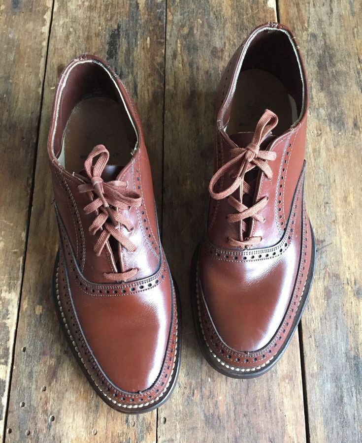 "Vintage boys Star Value Jr brown lace oxfords. Excellent condition with barely a sign of wear. Original box included, but it does show a lot fo wear. These date to circa 1940s. The insole is 8-1/8\" long and according to size charts, converts to a youth size 2, approximately in the 7 to 8 year range. Measurements: bottom of sole 9-1/4\" long 3-1/2\" across ball of foot insole 8-1/8\" long" Vintage Brown Lace-up Shoes With Rubber Sole, Vintage Brown Lace-up Business Shoes, Retro Wingtip Lace-up Shoes With Brogue Detailing, Retro Wingtip Brogue Lace-up Shoes, Retro Oxford Lace-up Shoes With Brogue Detailing, Retro Oxfords With Brogue Detailing For Work, Retro Brogue Oxfords For Work, Retro Almond Toe Oxfords For Workwear, Retro Wingtip Oxfords For Business