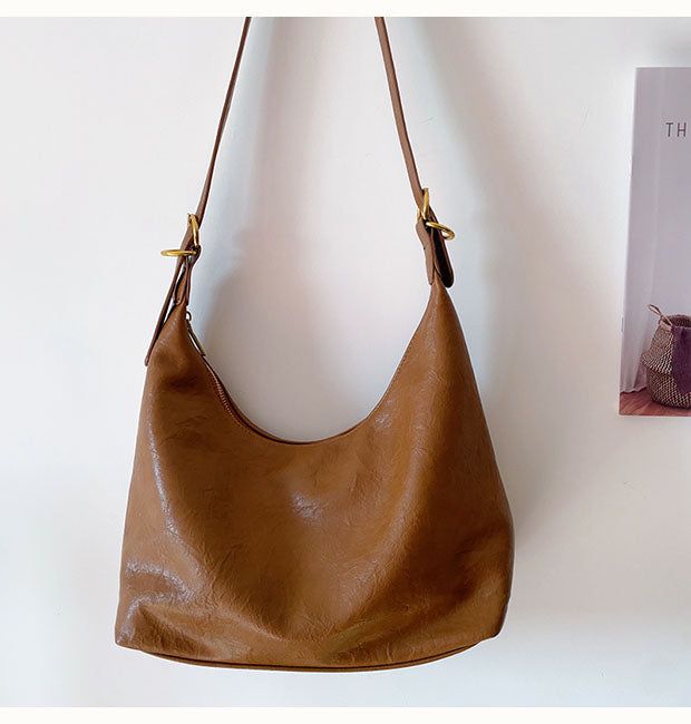 2024 Fall New Style! Material: High Quality PU Leather Size approximately 11.4"H x 8.2"W x 4.3"D Designer Style ID: 8550 Retro Leather Shoulder Bag, Women's Everyday Commute Bag, Hobo Bag Everyday Work Bag, Hobo Shoulder Bag, Commuter Bag, Work Bag, Designer Style, Green And Brown, New Style, Hobo Bag, 4 H